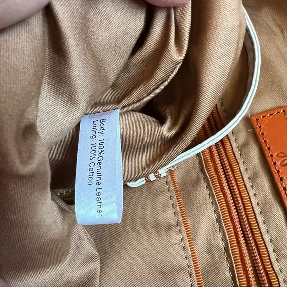 Hobo Sheila Large Satchel W Guitar Strap In Powder White - Picture 16 of 16